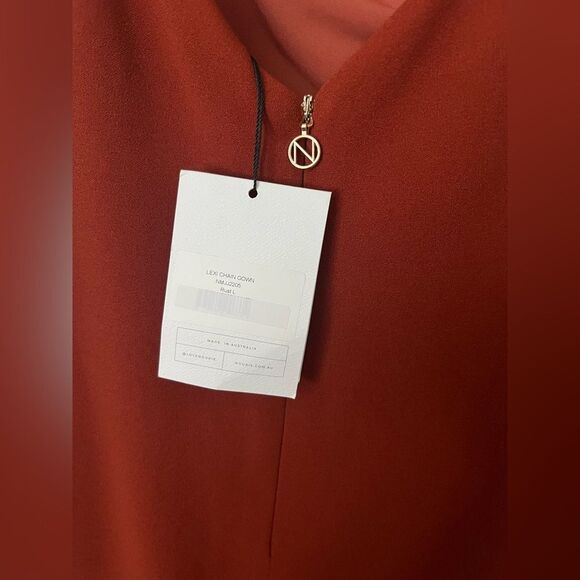 NOOKIE Lexi Chain Gown - Picture 7 of 8